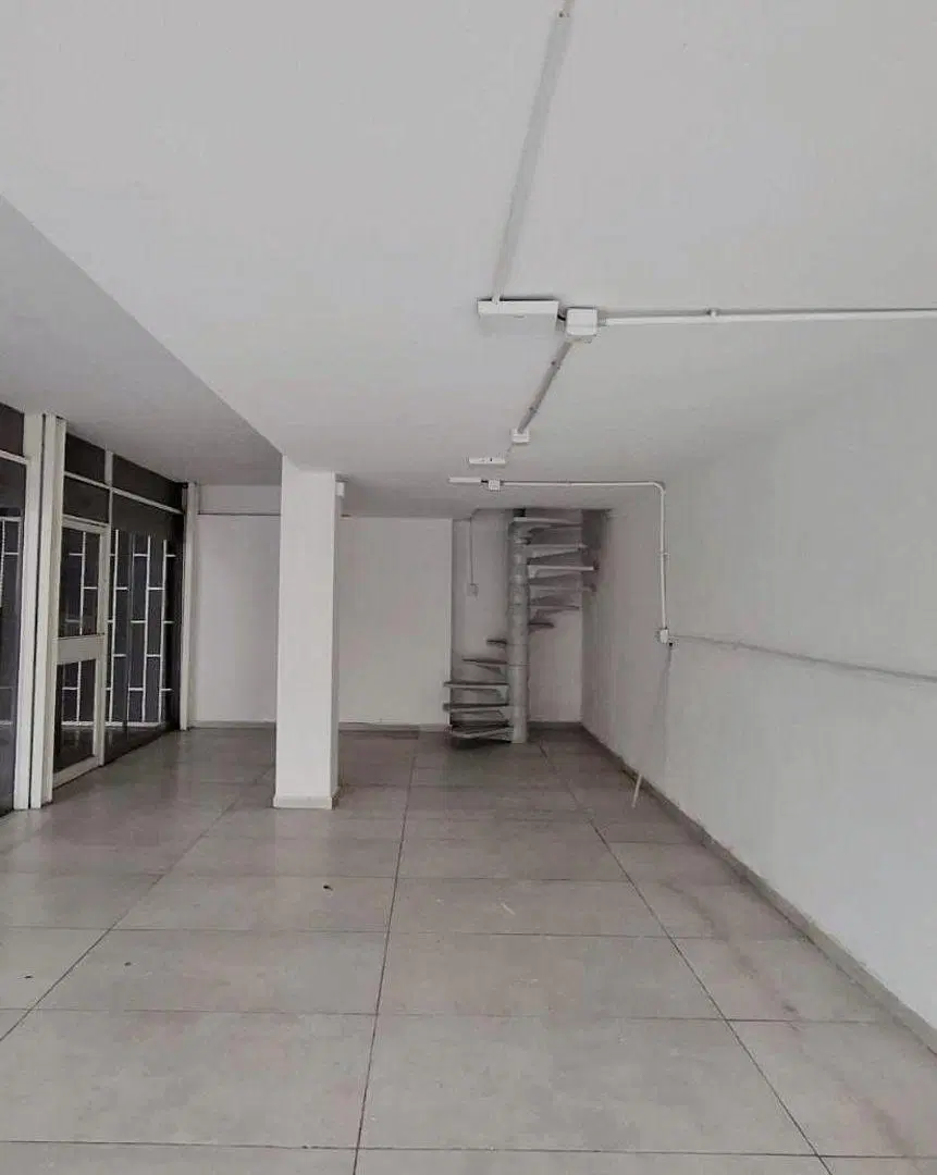 Excelente Local Comercial en Centro de Córdoba 5