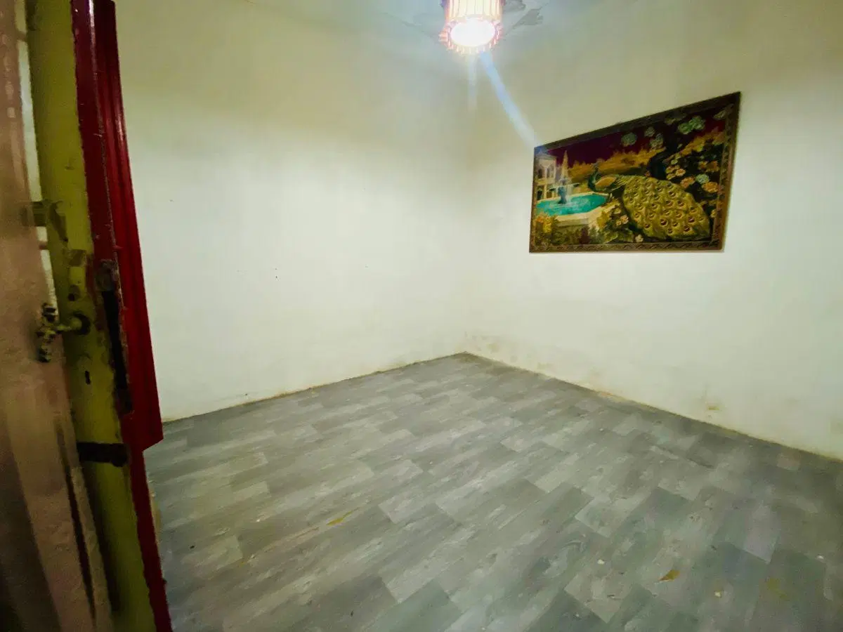 Casa en Venta en Valentin Alsina. Techo Alto. Terraza. 8