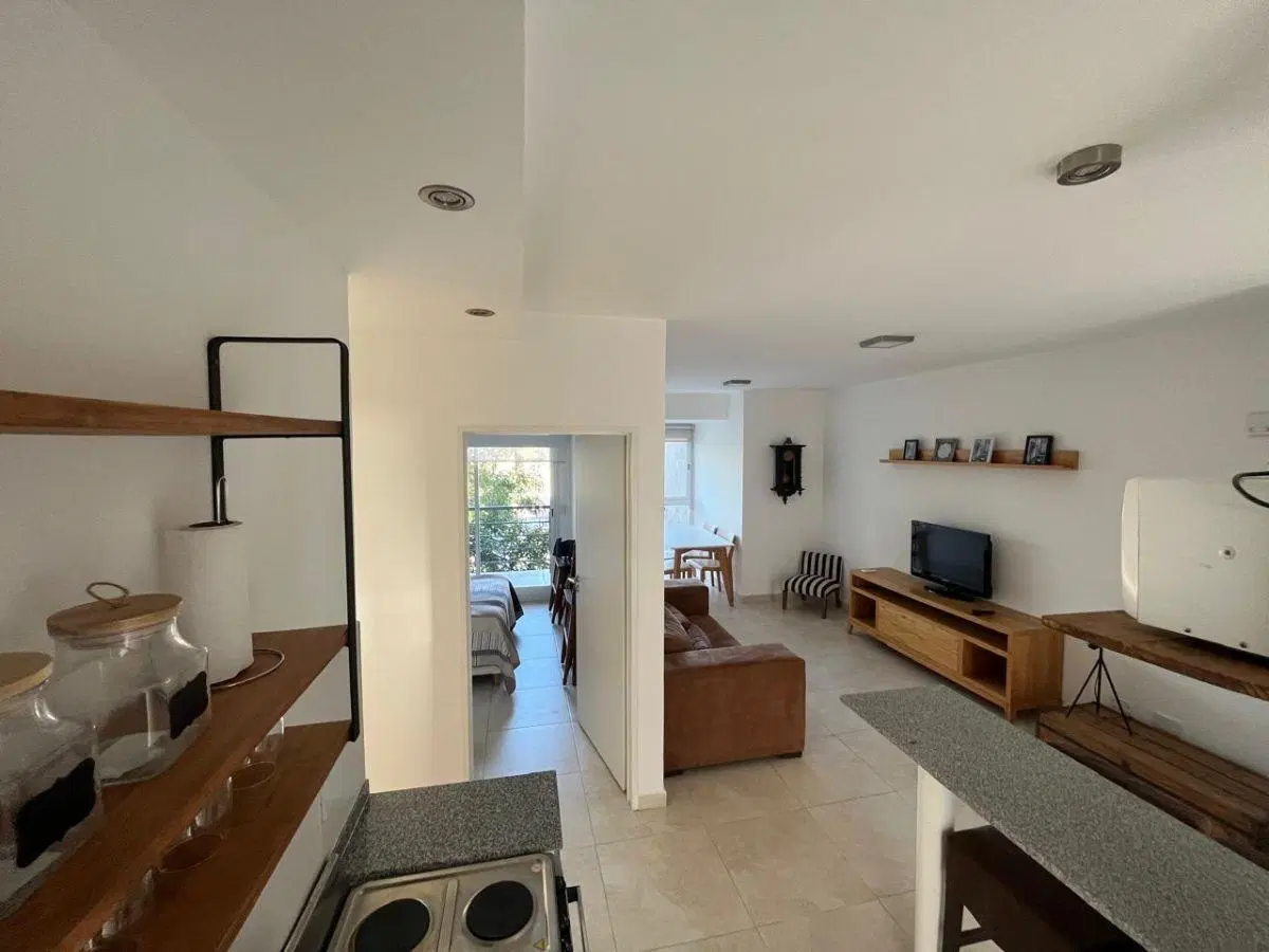 HERMOSO 2 AMBIENTES EQUIPADO EN ALMAGRO/BOEDO 4
