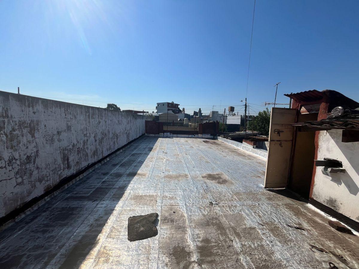 Foto de Casa en Venta Sobre Lote Propio con Terraza y Gran Potencial, imagen 3