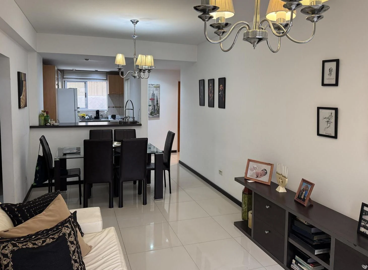 3 Ambientes | Muy luminoso | DVH | Cochera y Baulera | Balcón | Excelente Ubicación en Almagro