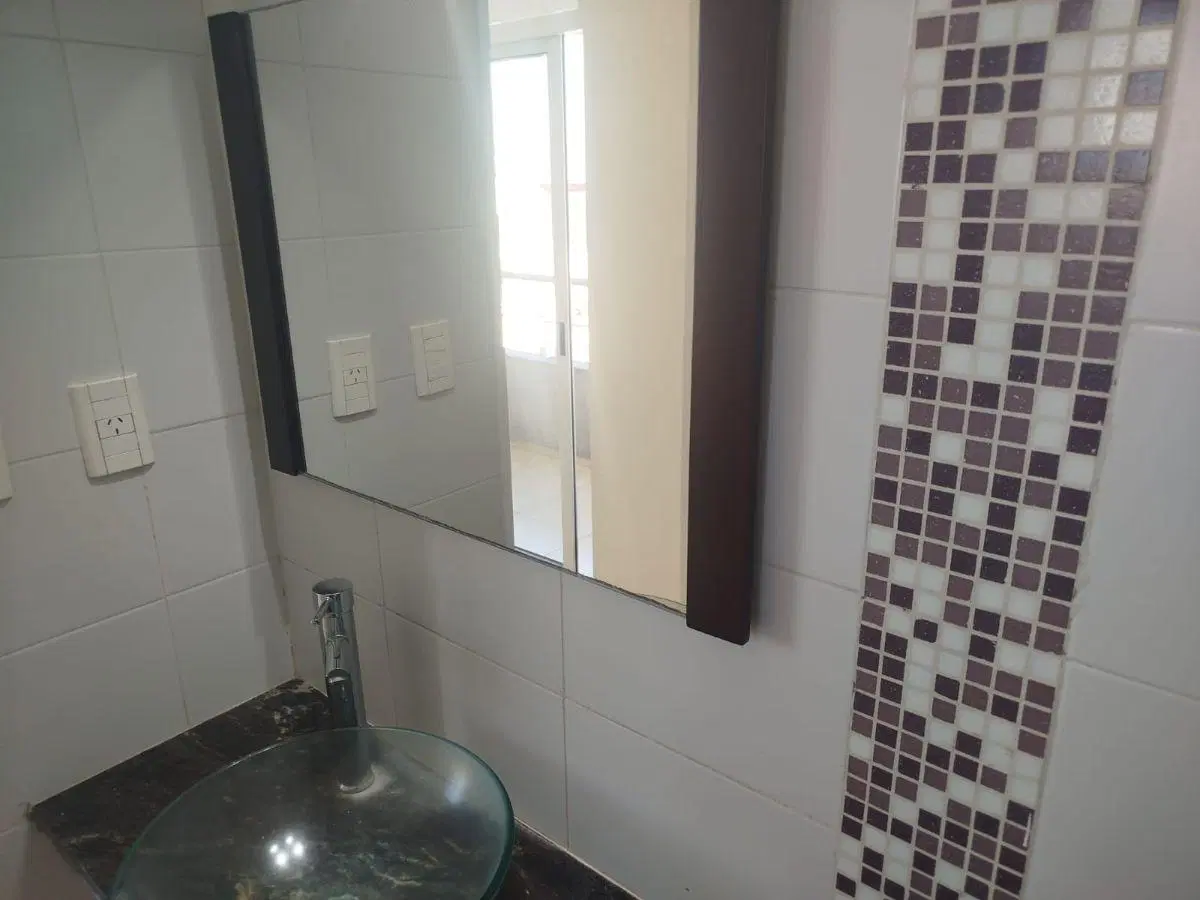 Departamento divisible con Balcón y 34 m² excelente ubicación 2