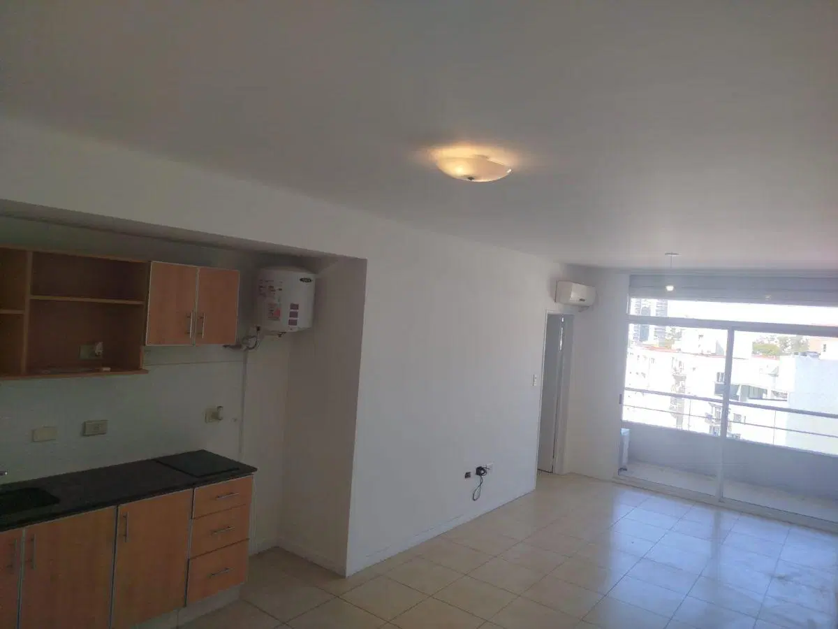 Departamento divisible con Balcón y 34 m² excelente ubicación 3
