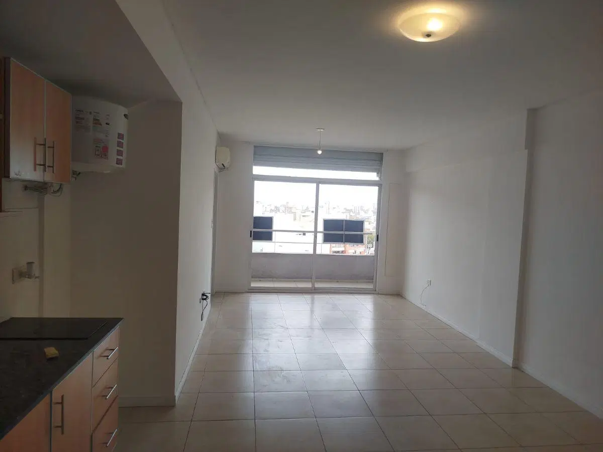 Departamento divisible con Balcón y 34 m² excelente ubicación 5