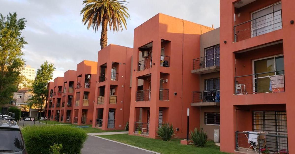 Amplio 2 Amb en Planta Baja 1