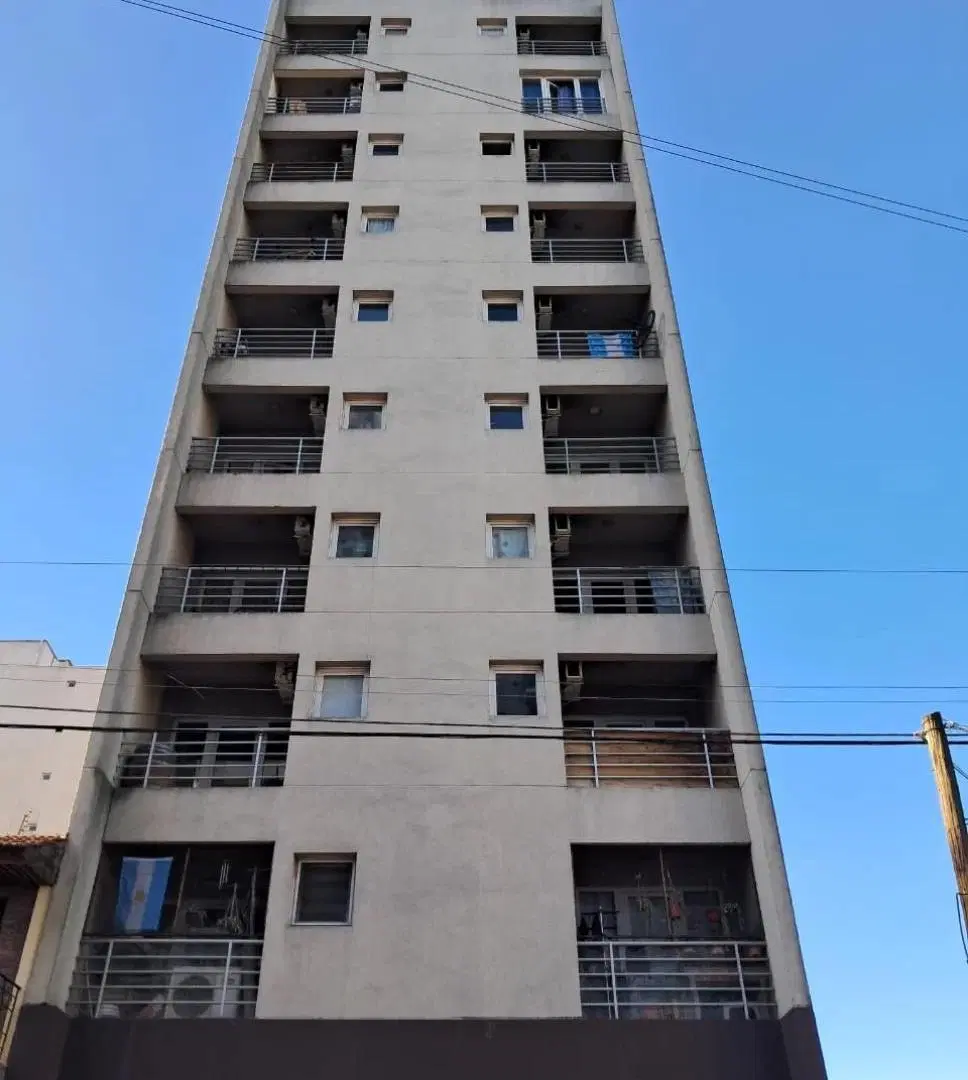 MONOAMBIENTE CON BALCÓN 4