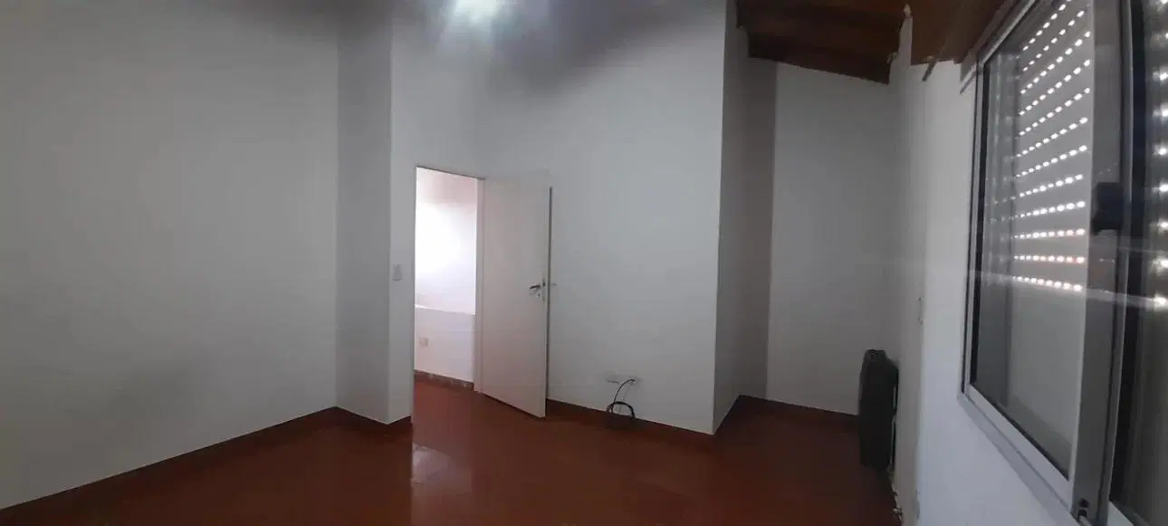 2 AMB AMPLIO CON COCHERA Y PATIO 3
