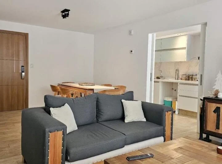 Departamento en En Alquiler 2 dorm 1 cochera subterra., amenities. El Collado Valle Escondido 4
