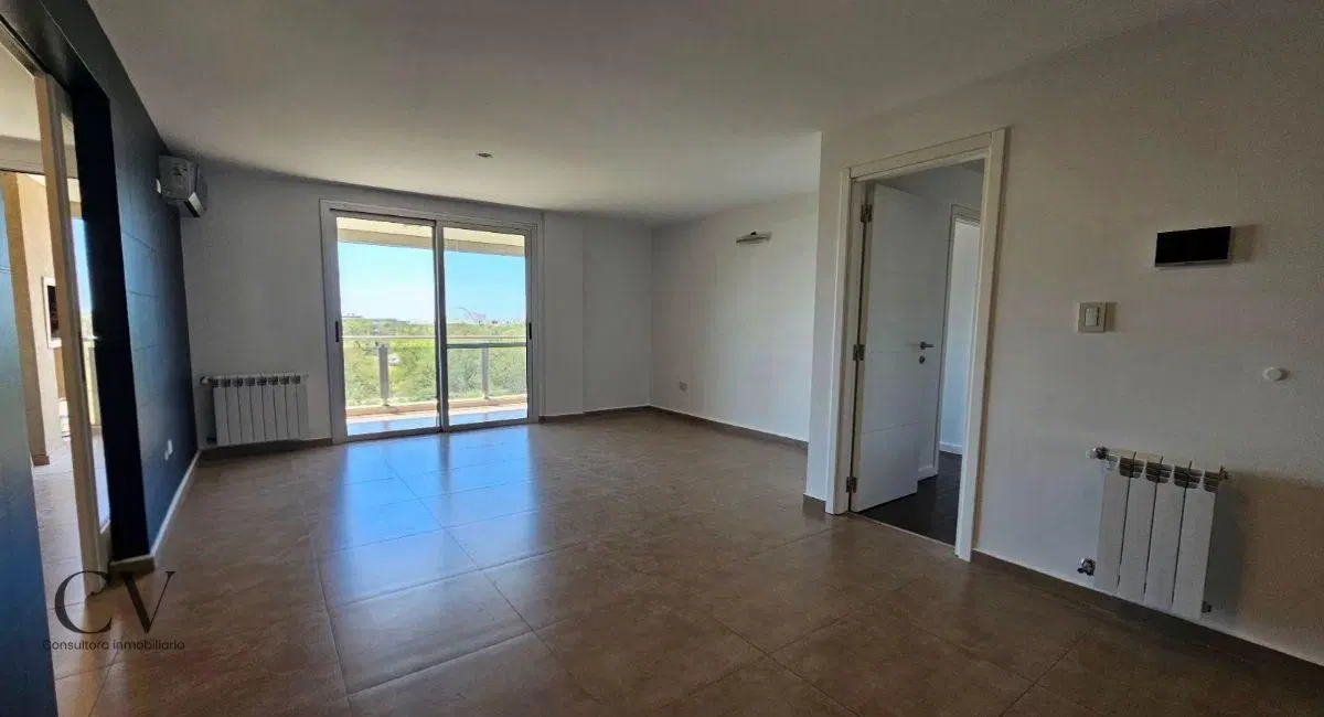 Departamento en venta  2 dormitorios c/ cochera en El Collado, Valle Escondido 3