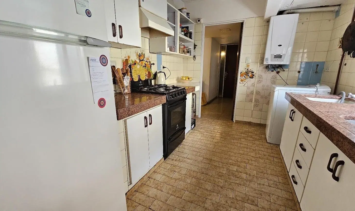 Dapartamento en venta 3 dormitorios 3 baños , sobre Cañada a media cuadra de BV. San Juan 4