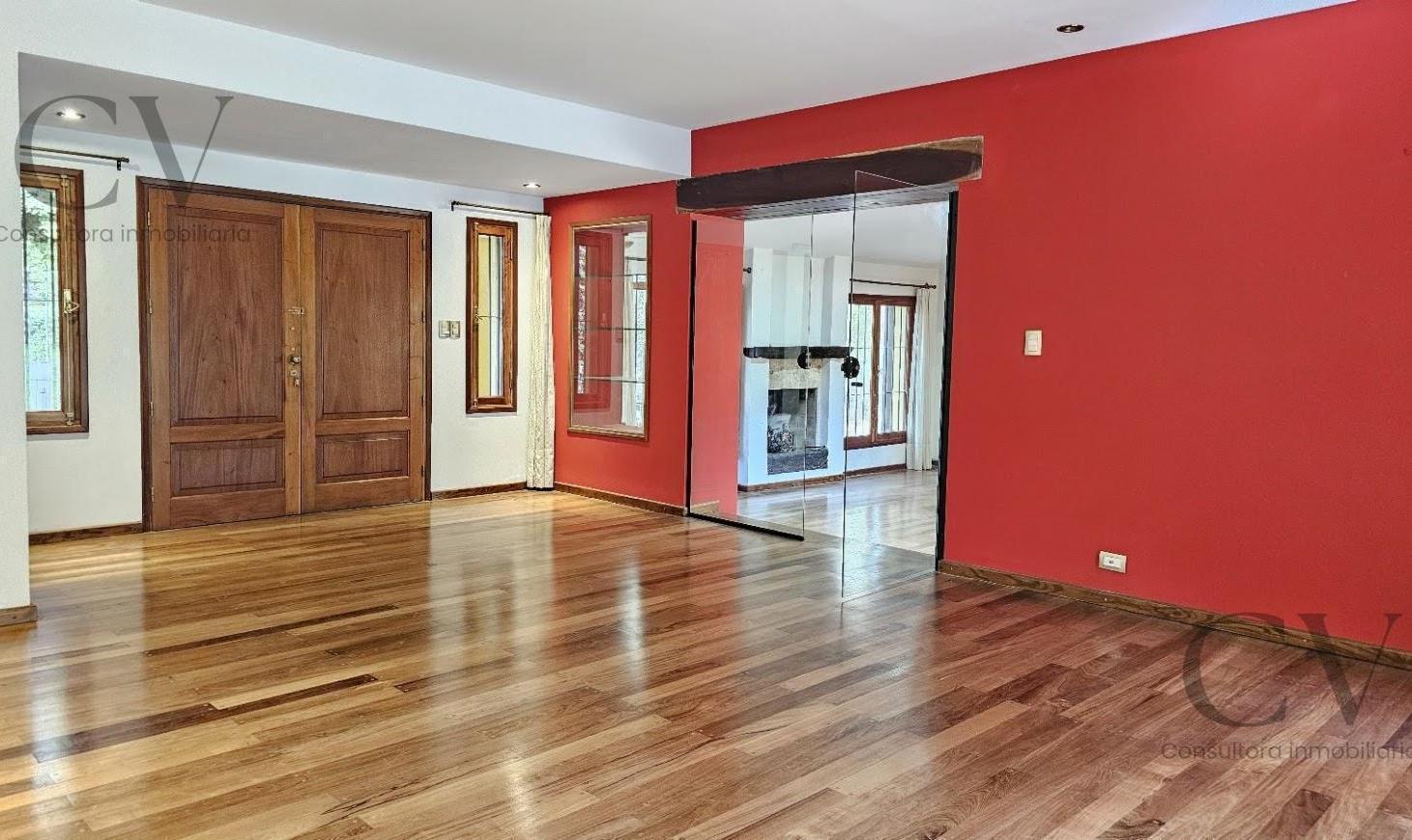 Foto de Casa en venta 3 dormitorio, escritorio,dependencia pileta Villa Allende, imagen 2