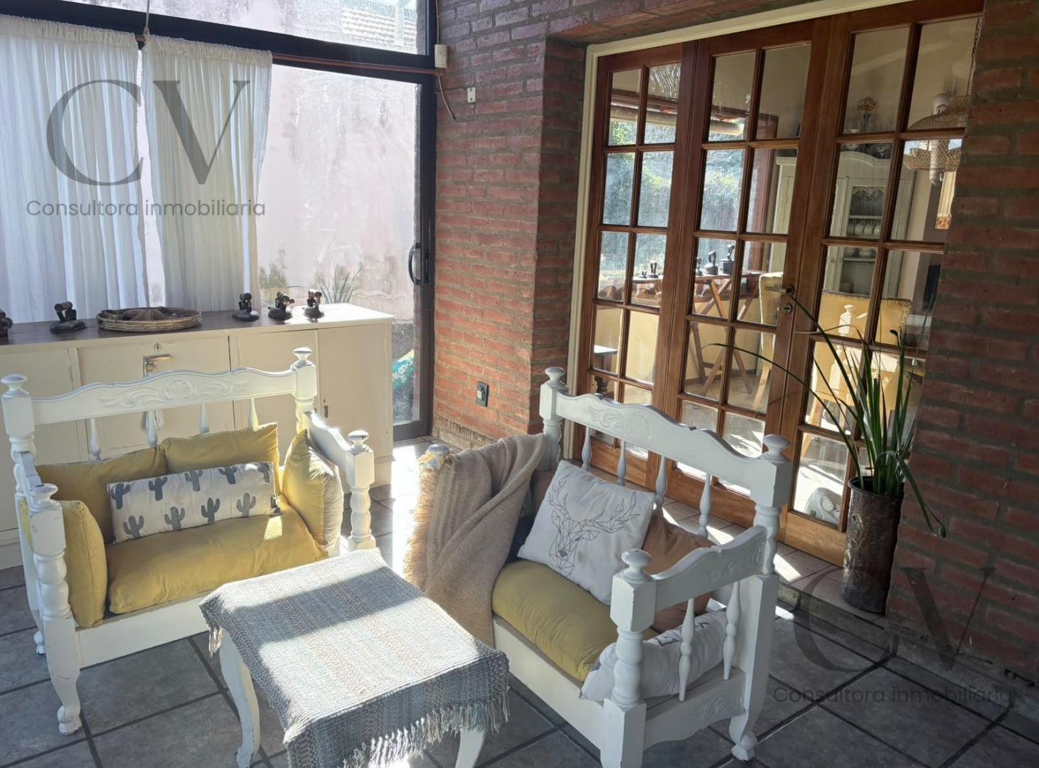 Foto de Casa en venta 3 dormitorios, Housing, pileta. Barrio El Refugio/Arguello, imagen 3
