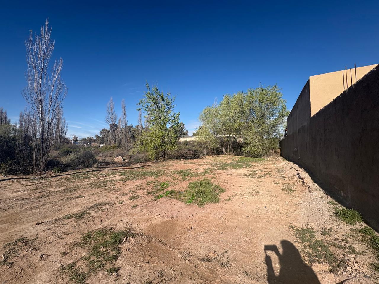 Foto de Venta lote 450 m² - B° Perticone - Centenario, imagen 2