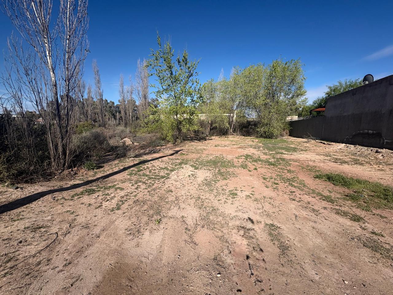 Foto de Venta lote 450 m² - B° Perticone - Centenario, imagen 3