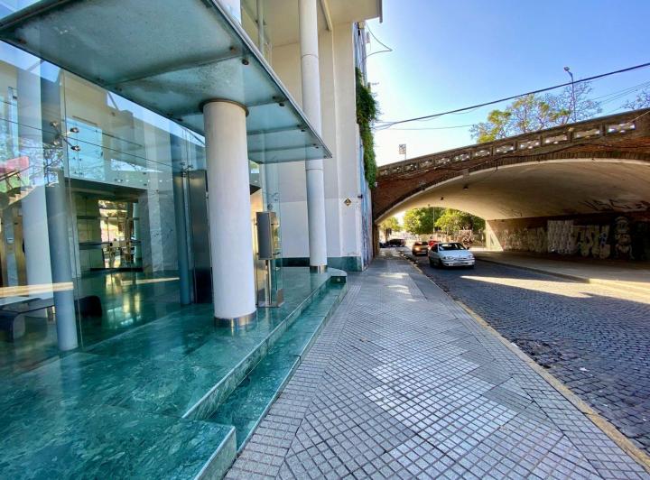 Departamento Piso exclusivo con vista al río y quincho propio. Parque España 2