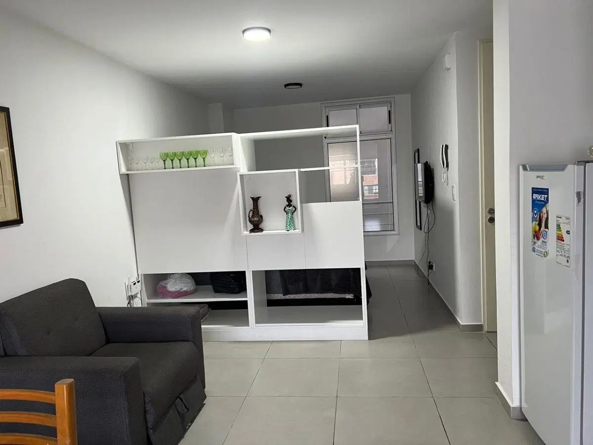 Alquiler Departamento monoambiente amueblado con cochera- 1 de Mayo al 900 4