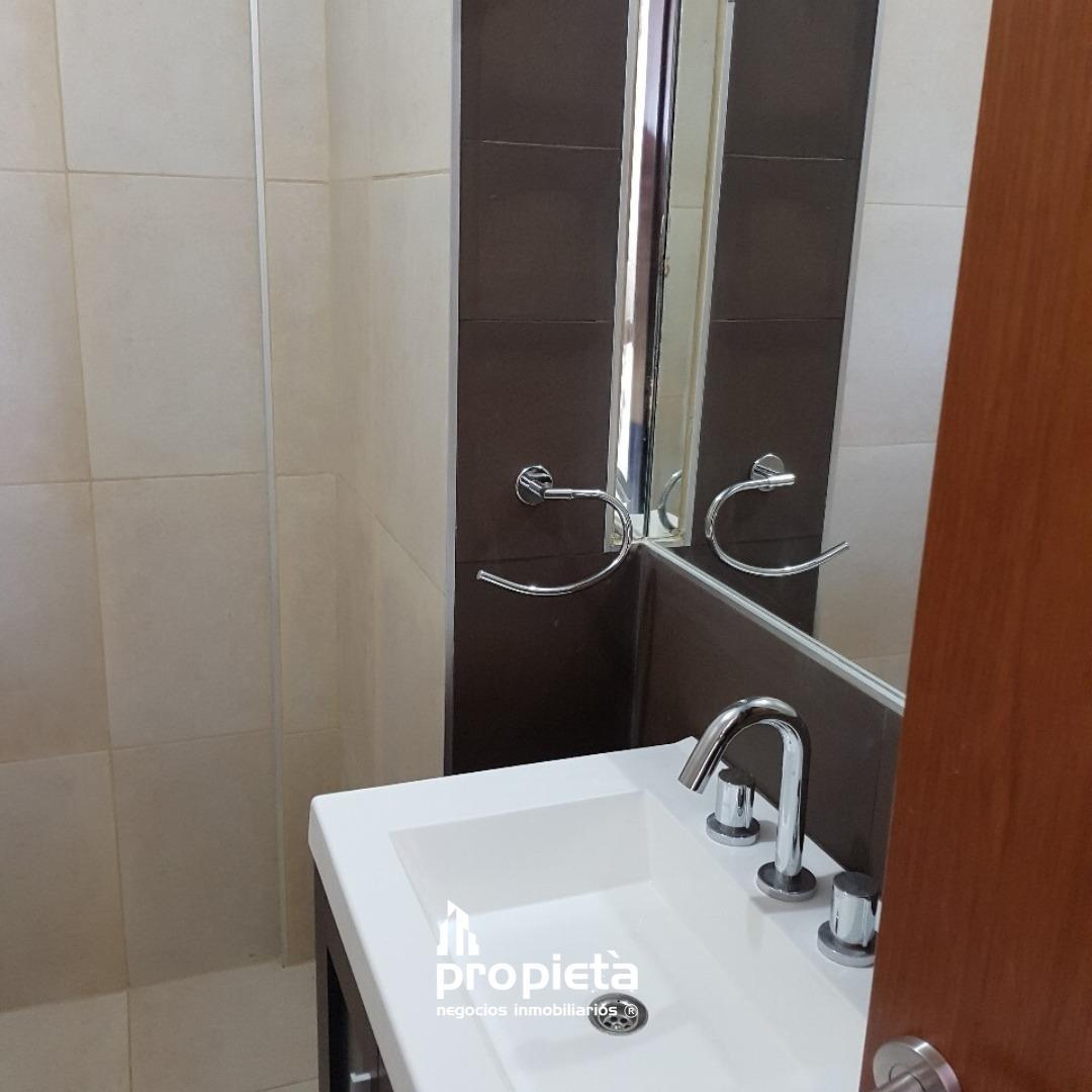 Dpto en Venta Zona Costanera 4