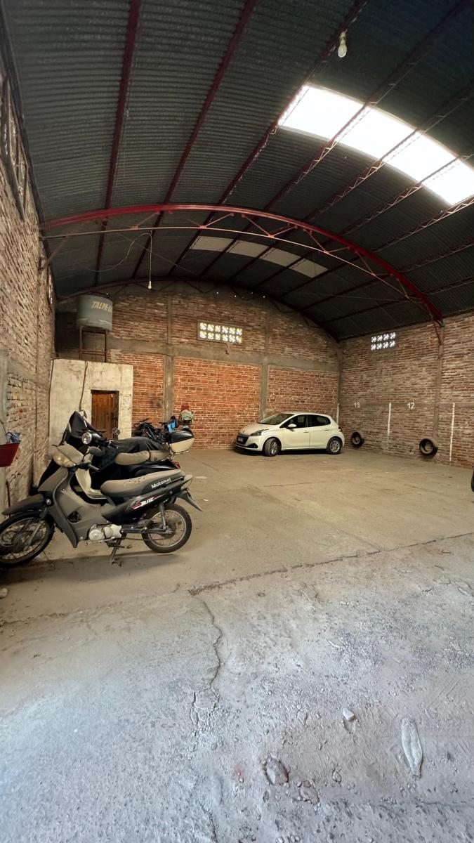 Se Vende Importante Galpón 3