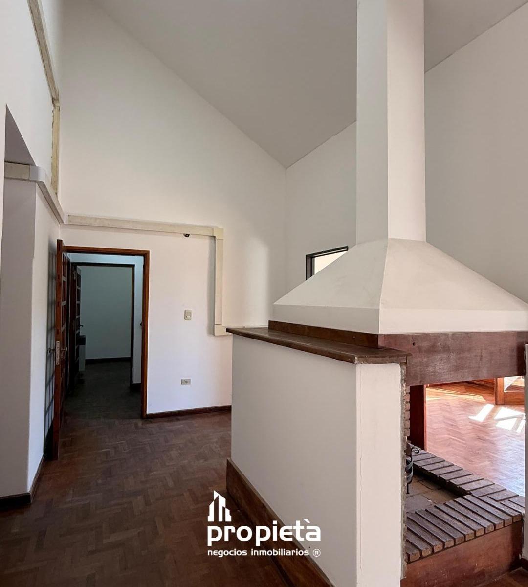 Casa en Venta / Ideal Oficinas 5