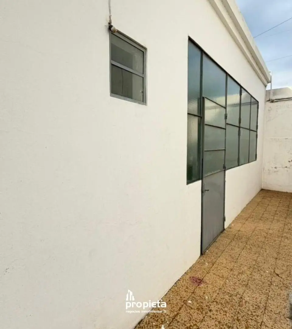 SE ALQUILA CASA EN VILLA MARIA 4
