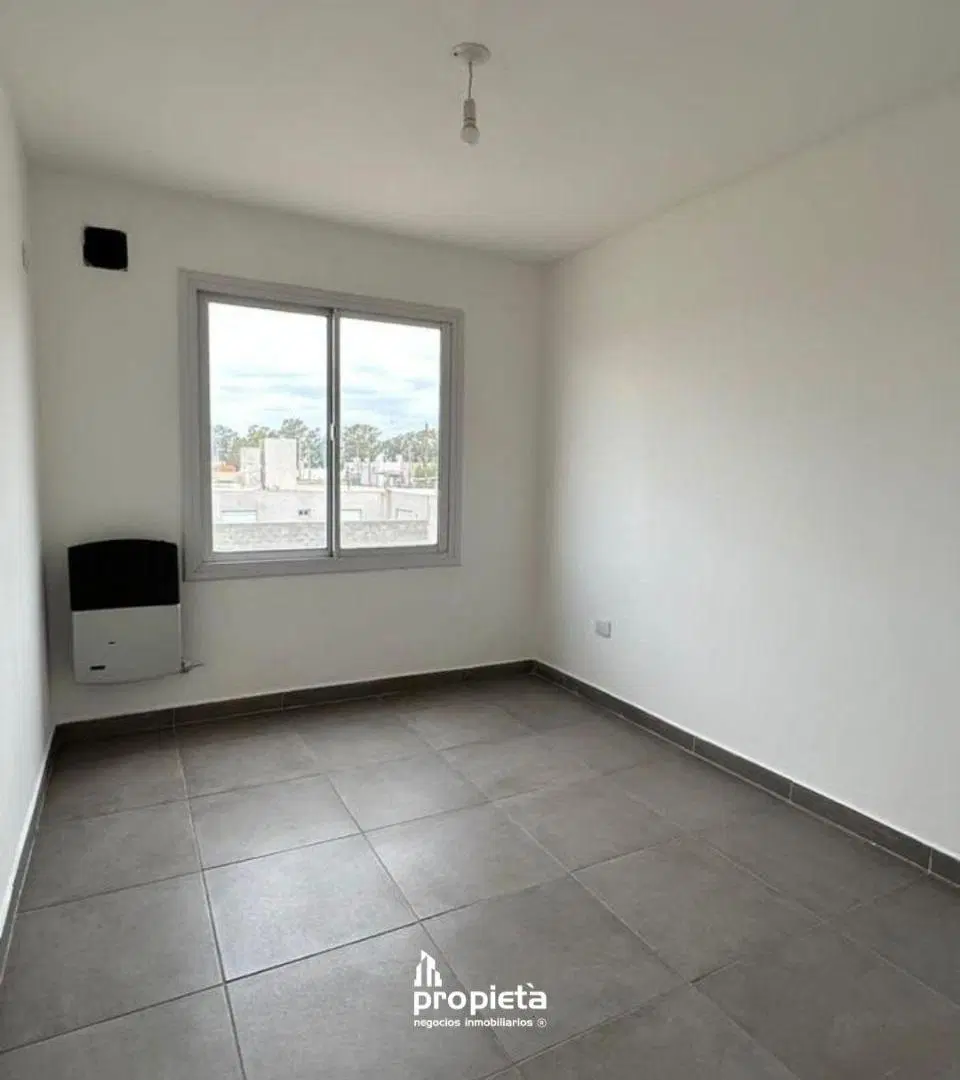 SE ALQUILA DUPLEX EN VILLA MARIA 1