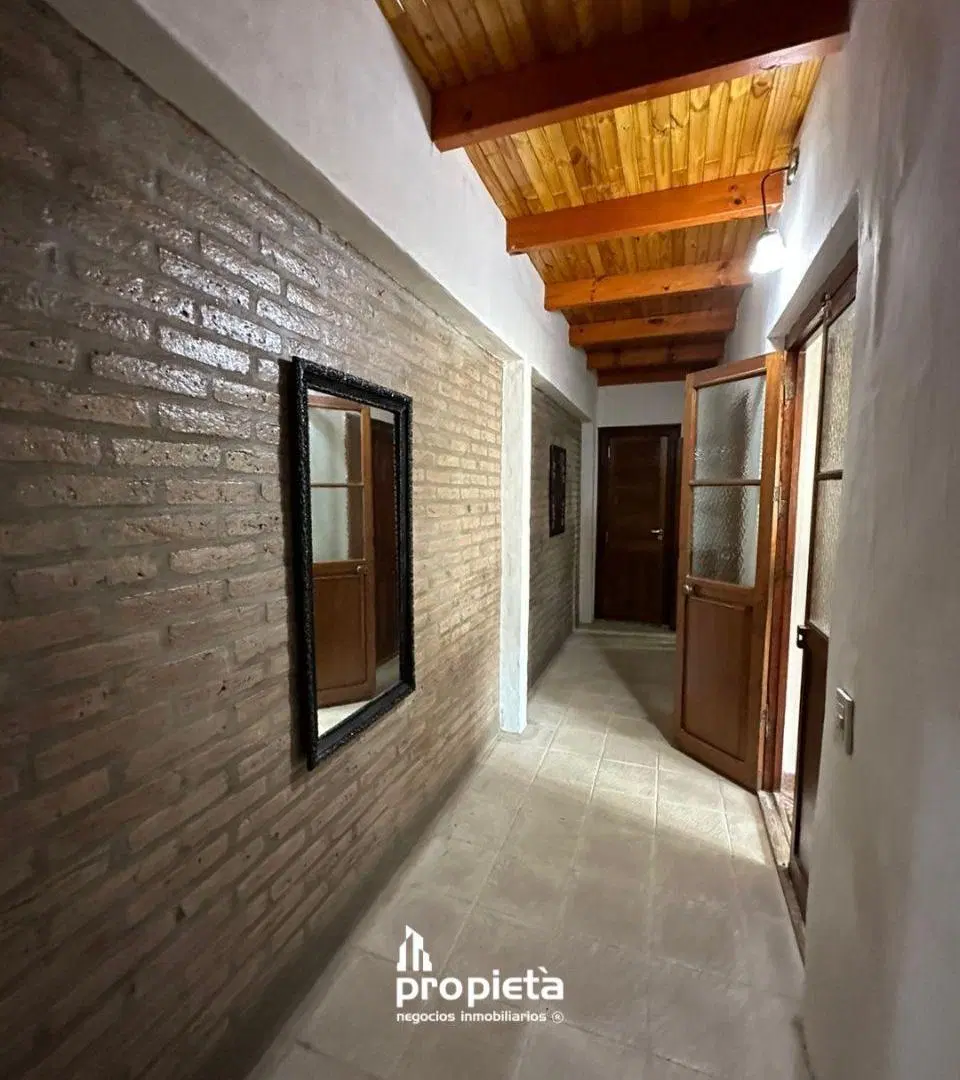SE ALQUILA CASA EN VILLA MARIA 4