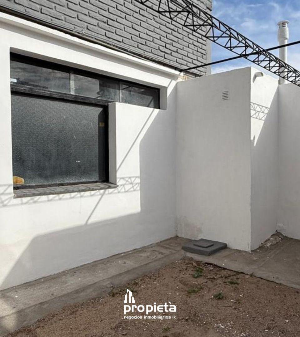 Foto de SE ALQUILA CASA + GALPÓN, imagen 1