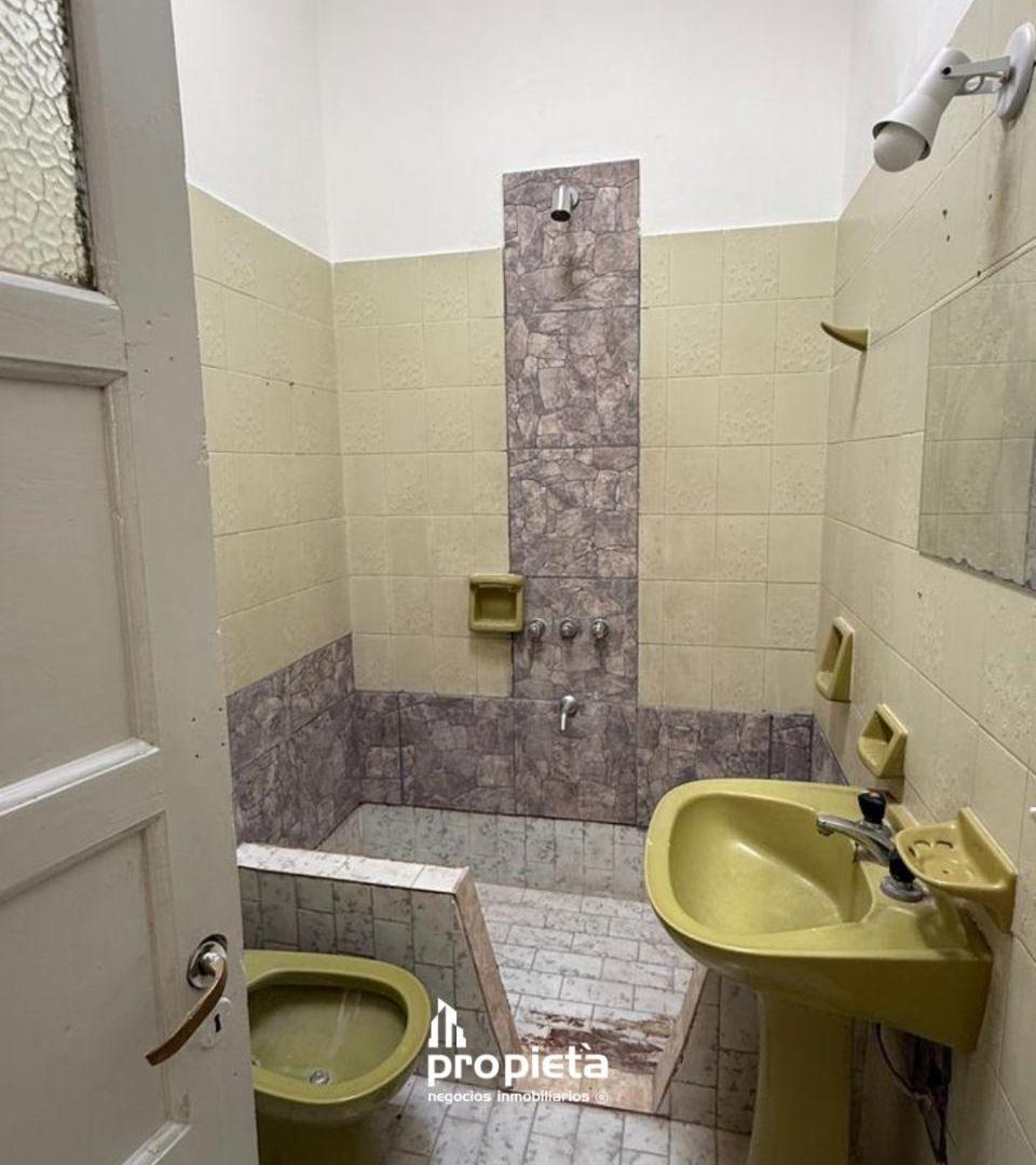 Foto de SE ALQUILA CASA + GALPÓN, imagen 2
