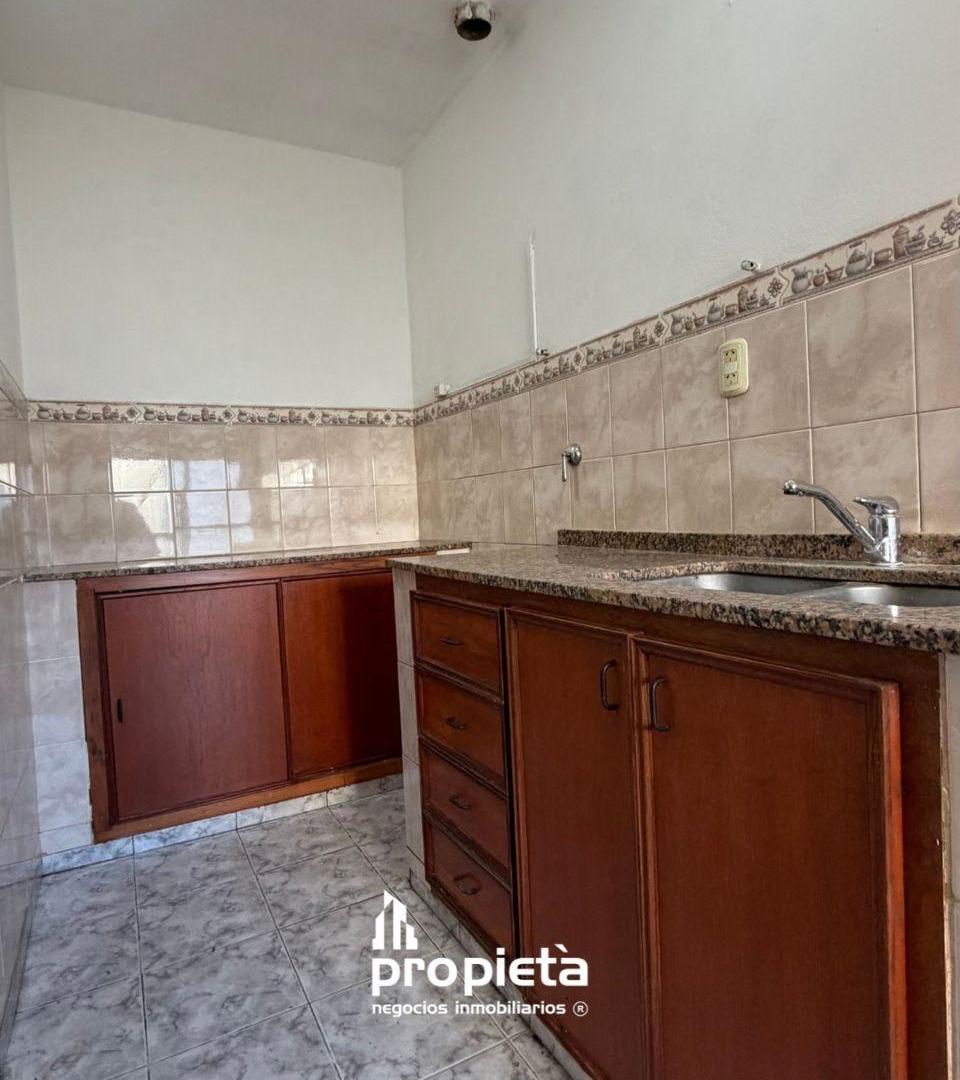 SE ALQUILA / VENDE PROPIEDAD EN TICINO