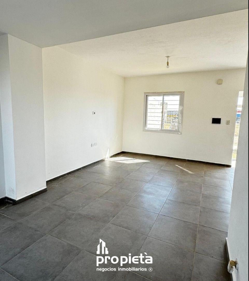 SE ALQUILA DUPLEX EN VILLA MARIA