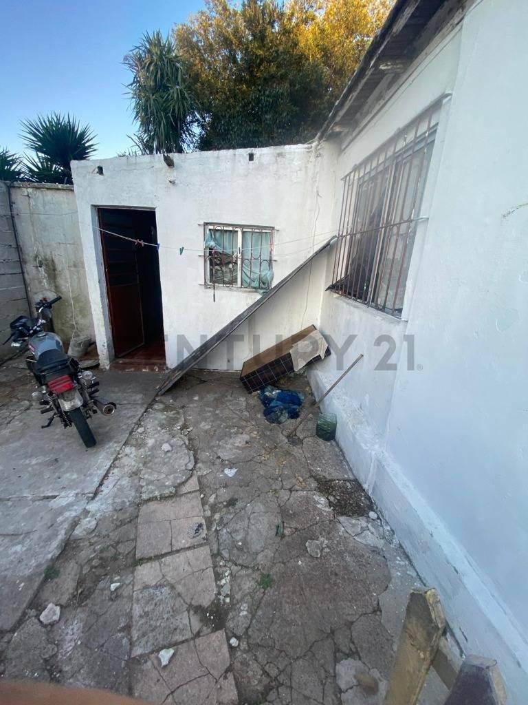 Foto de Venta/Cerro/ PH-2 dormitorios/AP.BANCO/APasos Parada, imagen 2