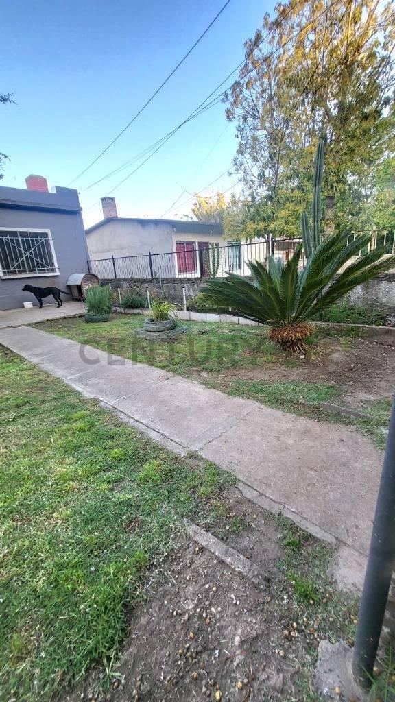 Foto de Casa Sobre Belloni/ 585m2/edif 70m2/3Dorm/amplio jardín/Barbacoa/Fondo, imagen 2