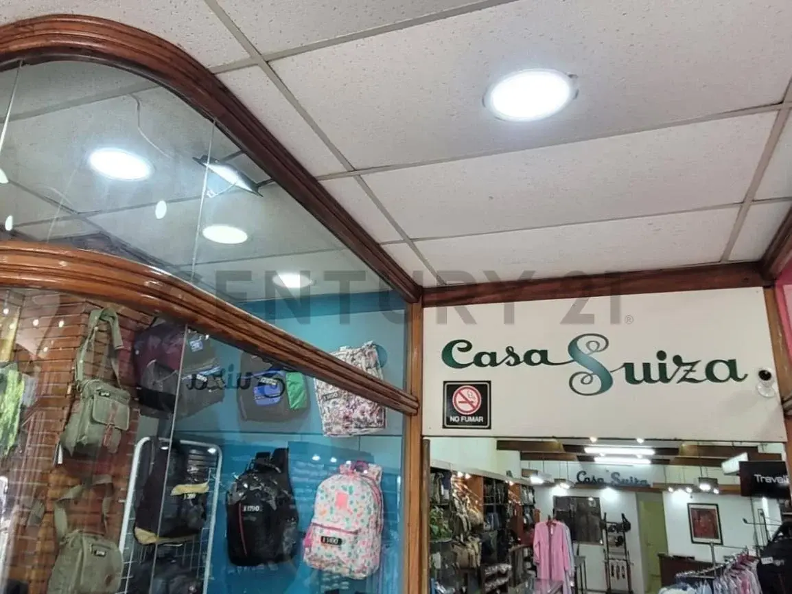 ALQUILER LOCAL COMERCIAL CORDÓN  18 de JULIO, 164m2 EXCELENTE ESTADO 2