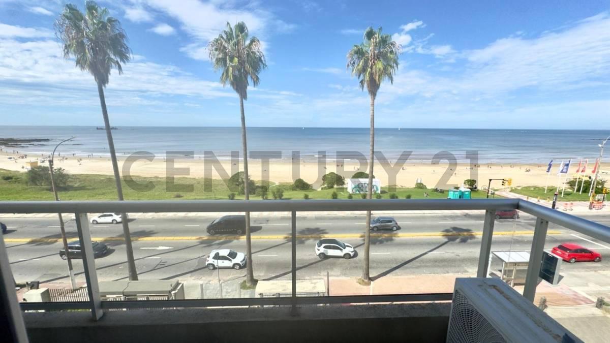VENTA APARTAMENTO MALVIN FRENTE AL MAR, 3 DOR, BALCON,GARAGE,PISCINA CLIMATIZADA