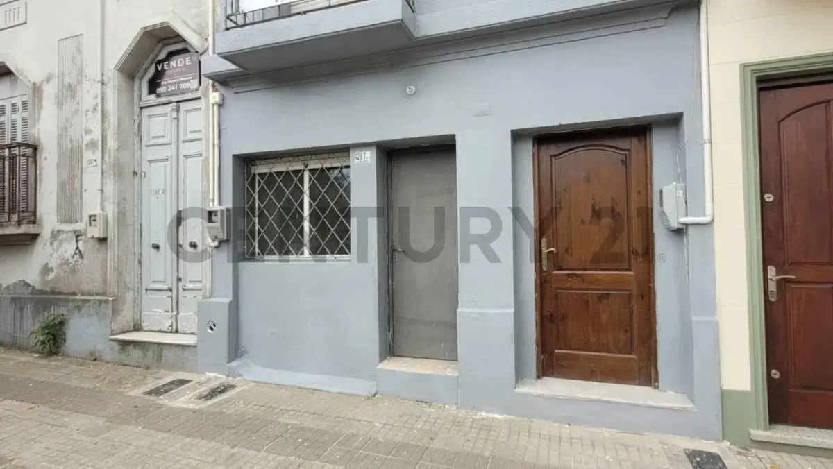 ALQUILER APARTAMENTO TIPO CASA dúplex 2 dormitorios a estrenar S/ GASTOS COMUNES 1