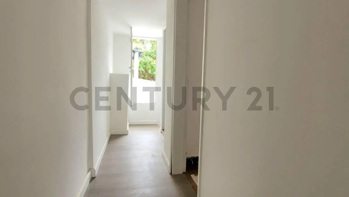 ALQUILER APARTAMENTO TIPO CASA dúplex 2 dormitorios a estrenar S/ GASTOS COMUNES 2
