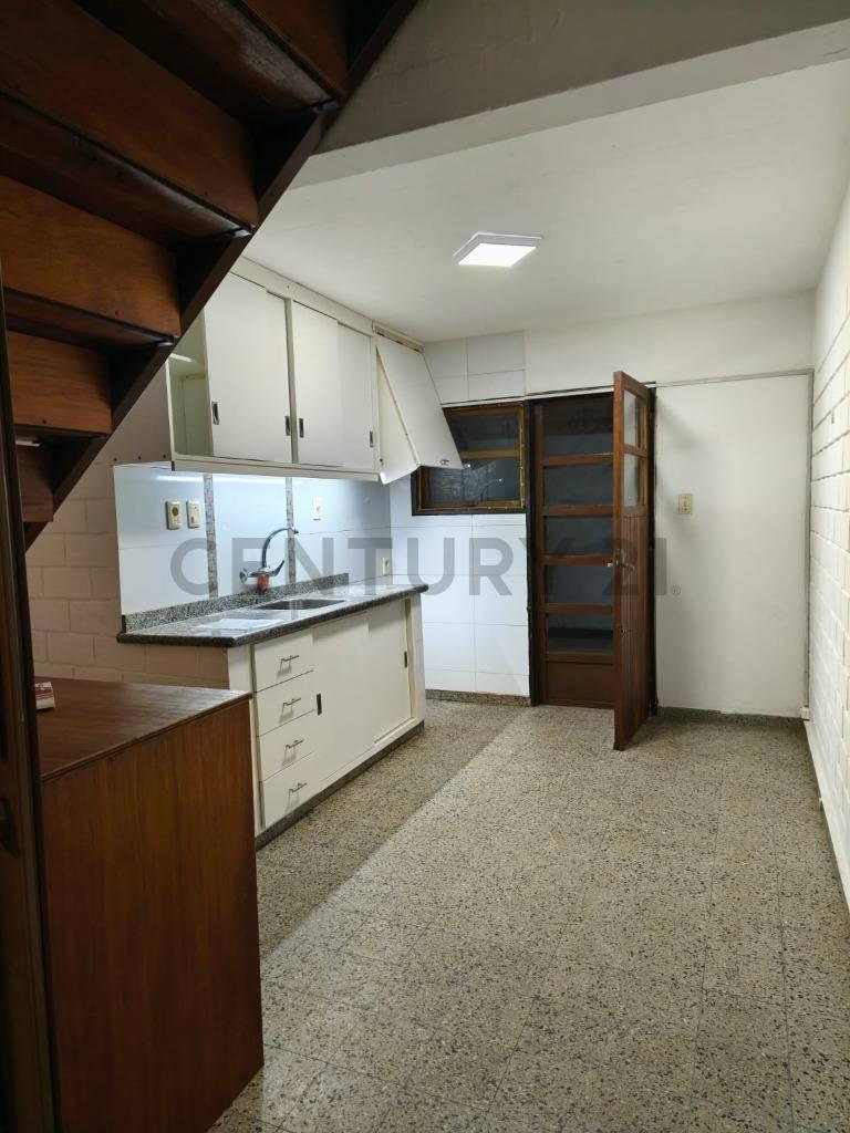Foto de Inversión/Próximo Av.Lezica /Venta dúplex 3 Dorm /con renta $20.000Vto, imagen 5