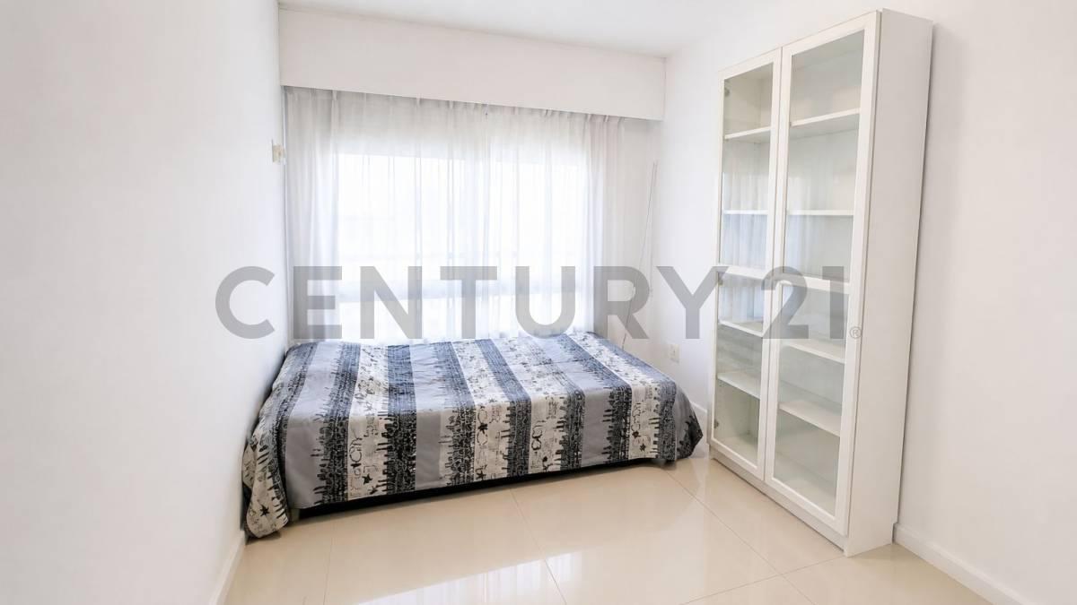 Foto de ALQUILER APTO FRENTE AL MAR,BUCEO/MALVIN,BALCON,3 DOR,3 BAÑOS,GARAGE,PISCINA, imagen 4