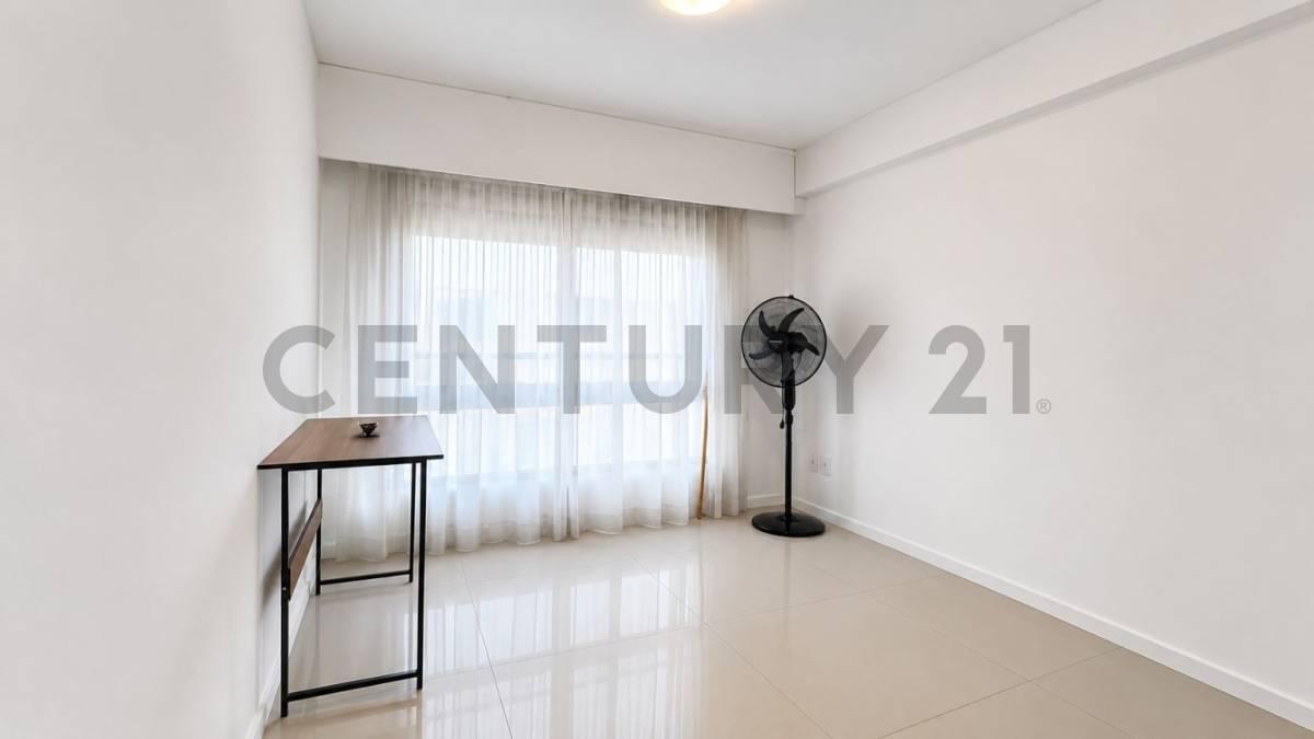 Foto de ALQUILER APTO FRENTE AL MAR,BUCEO/MALVIN,BALCON,3 DOR,3 BAÑOS,GARAGE,PISCINA, imagen 5