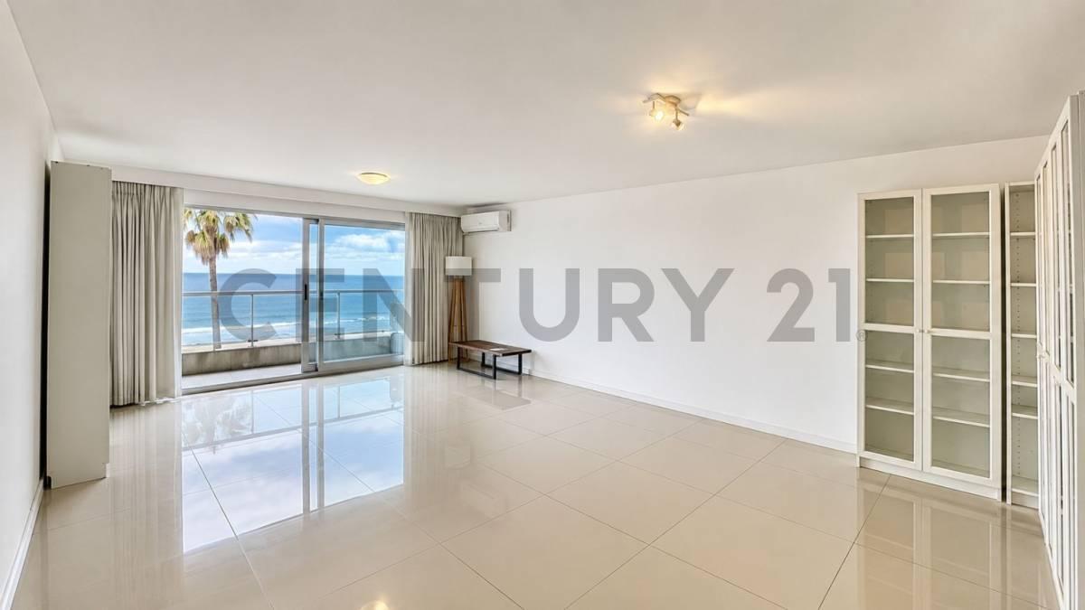 Foto de ALQUILER APTO FRENTE AL MAR,BUCEO/MALVIN,BALCON,3 DOR,3, imagen 1
