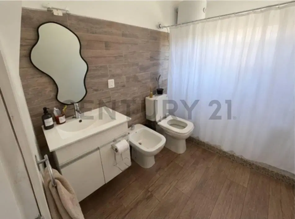 Alquiler La Blanqueada Casa Duplex 2 Dormitorios 1 Av Italia G/CBajos 70m2 Fondo 3