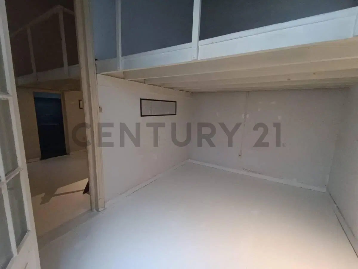 APARTAMENTO 2 DORMITORIOS EN EL CENTRO 2