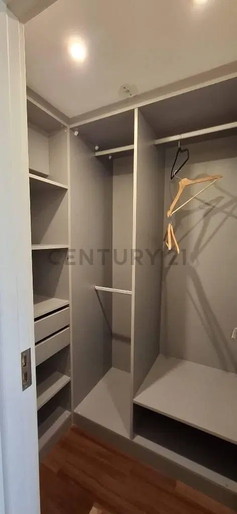 PH Punta Carretas, 3 dormitorios y terraza, con o sin muebles, cochera incluida 3