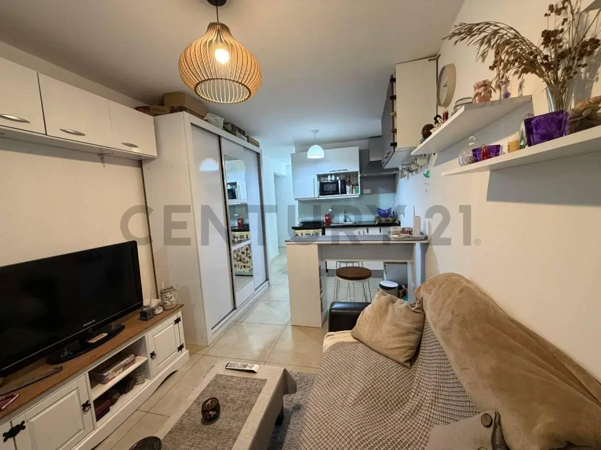MONOAMBIENTE con Patio y Parrillero EXCLUSIVO 3