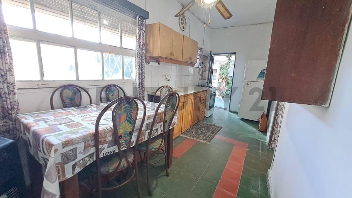 Foto de Venta|Casa prox Shopp y Centro|2dormitorios|cochera|parrillero|fondo|Las, imagen 2