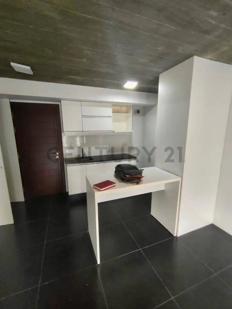 VENTA APTO c/ TERRAZA Y PARRILLERO EXCLUSIVOS - POCITOS NUEVO/LA MONDIOLA 3