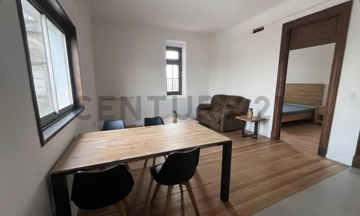 1 dormitorio en Palacio Salvo, vista despejada, piso alto 4