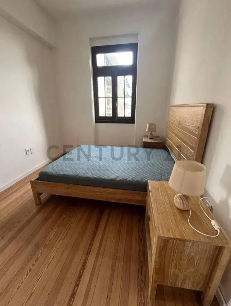1 dormitorio en Palacio Salvo, vista despejada, piso alto 5