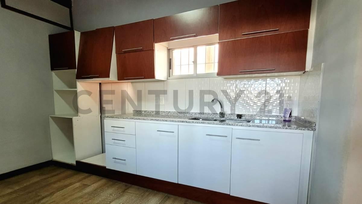 Foto de ALQUILER CASA FRENTE AL MAR 3 DORMITORIOS 4 BAÑOS PISCIINA, imagen 4
