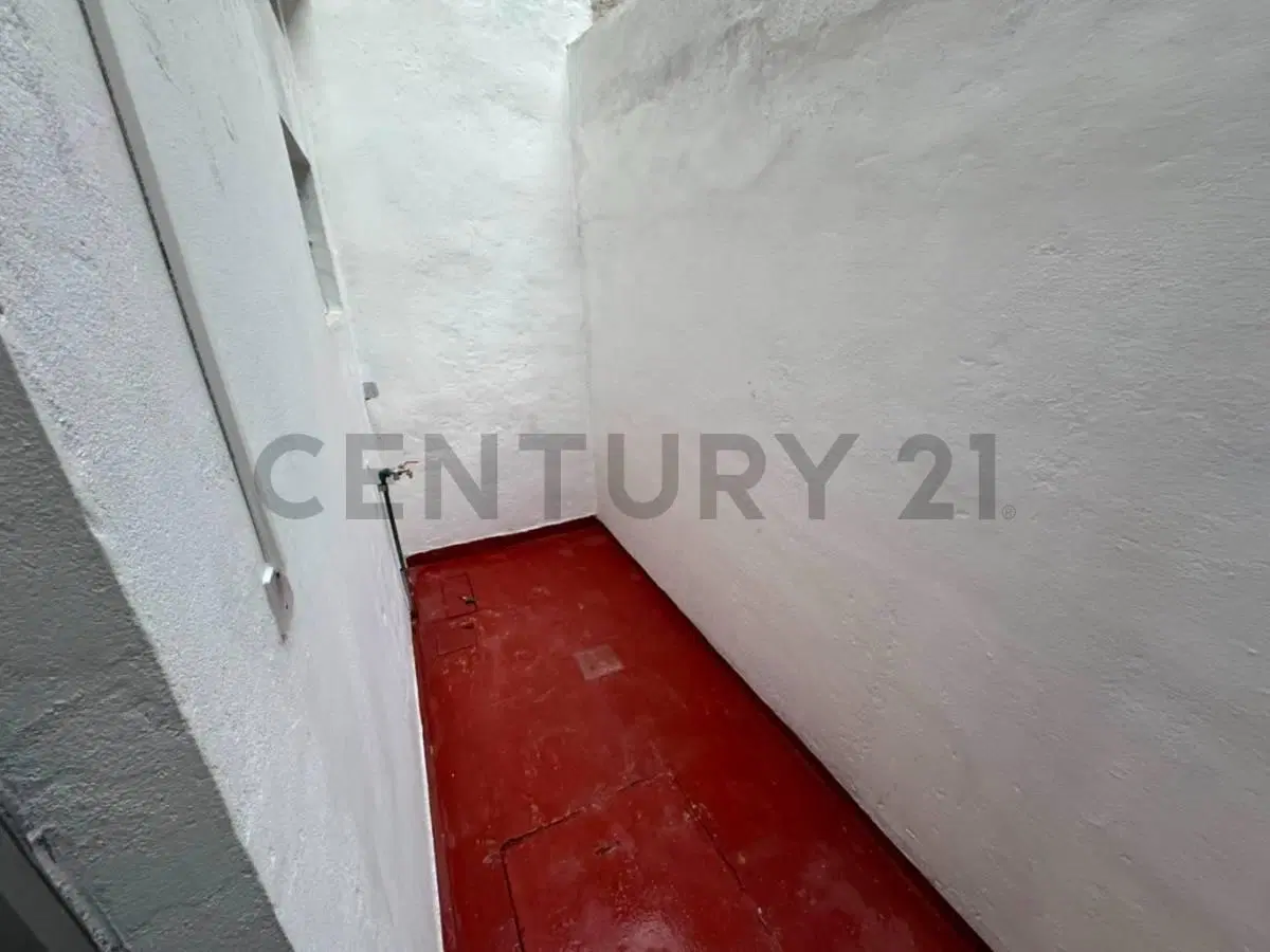 A estrenar - 2 dormitorios-2 patios- GC bajos- prox rambla -Sarandi Cuidad Vieja 3